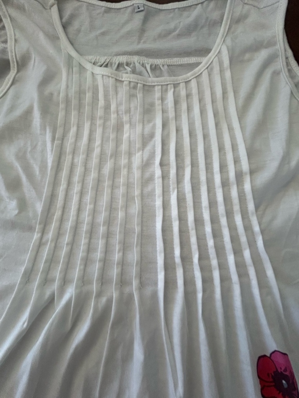 Sleeveless Woman’s White Floral Pintuck Swing Top Gorgeous Lightweight SZ L EUC - Picture 7 of 14